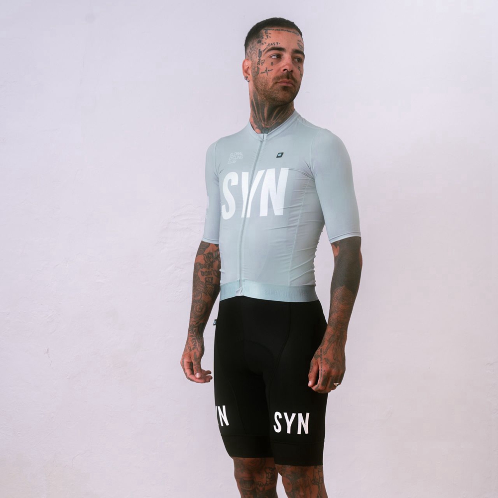 Cycling Commuter Trousers - طقم بدلة ركوب الدراجات بأكمام قصيرة