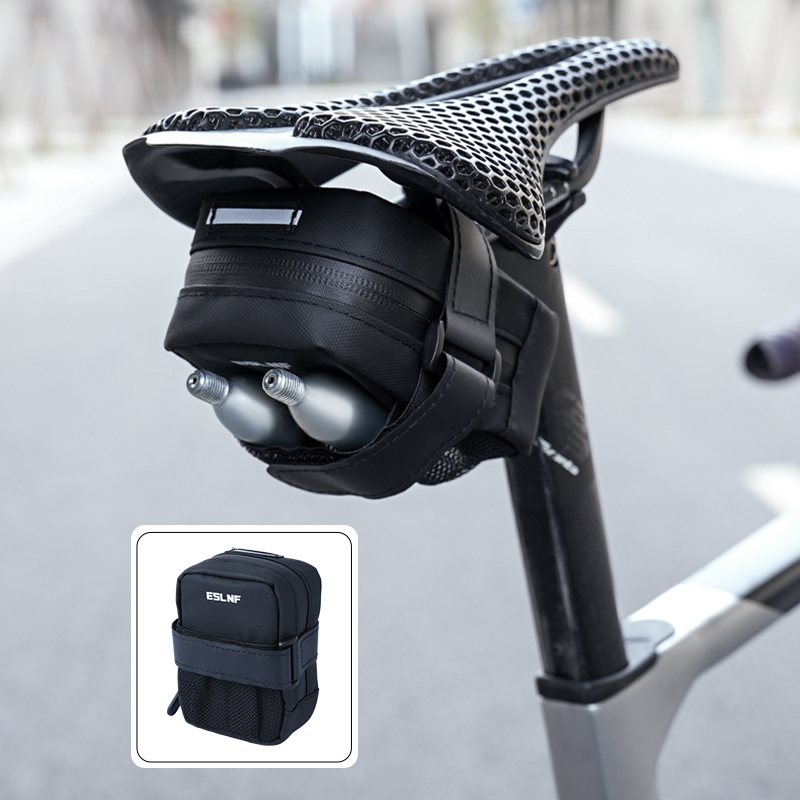 ESLNF دراجة السرج حقيبة مقاوم  - مراجعة Commuting By Bike وسعره